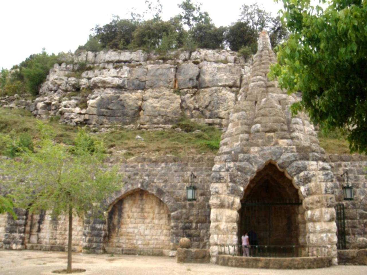 בנאסאל Apartamentos San Cristobal מראה חיצוני תמונה