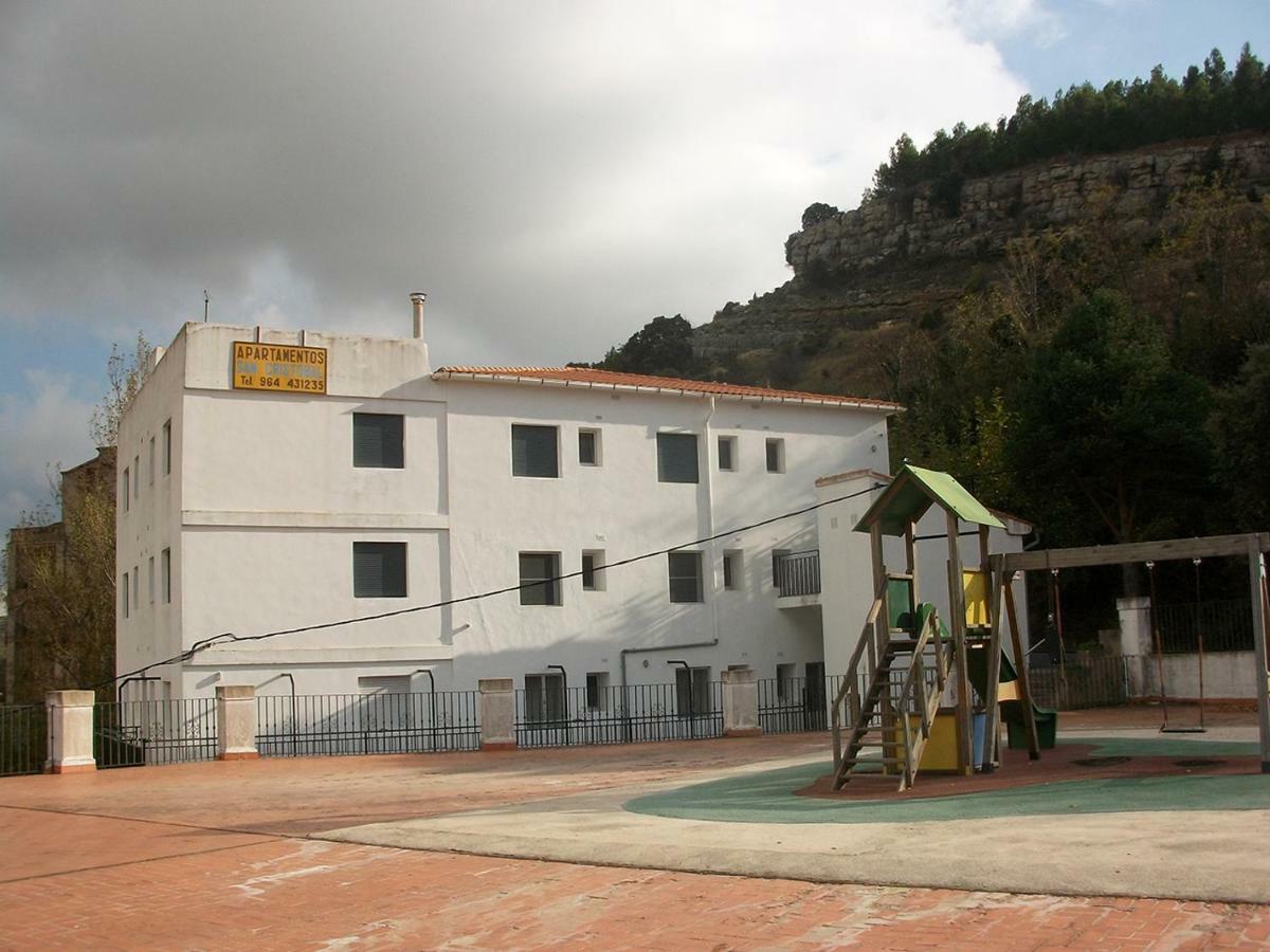 בנאסאל Apartamentos San Cristobal מראה חיצוני תמונה