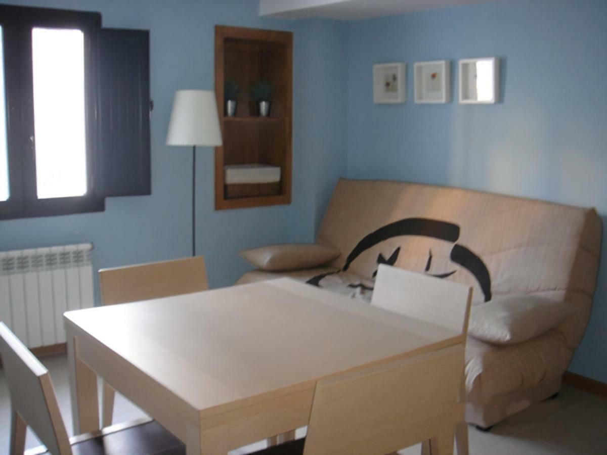 בנאסאל Apartamentos San Cristobal מראה חיצוני תמונה
