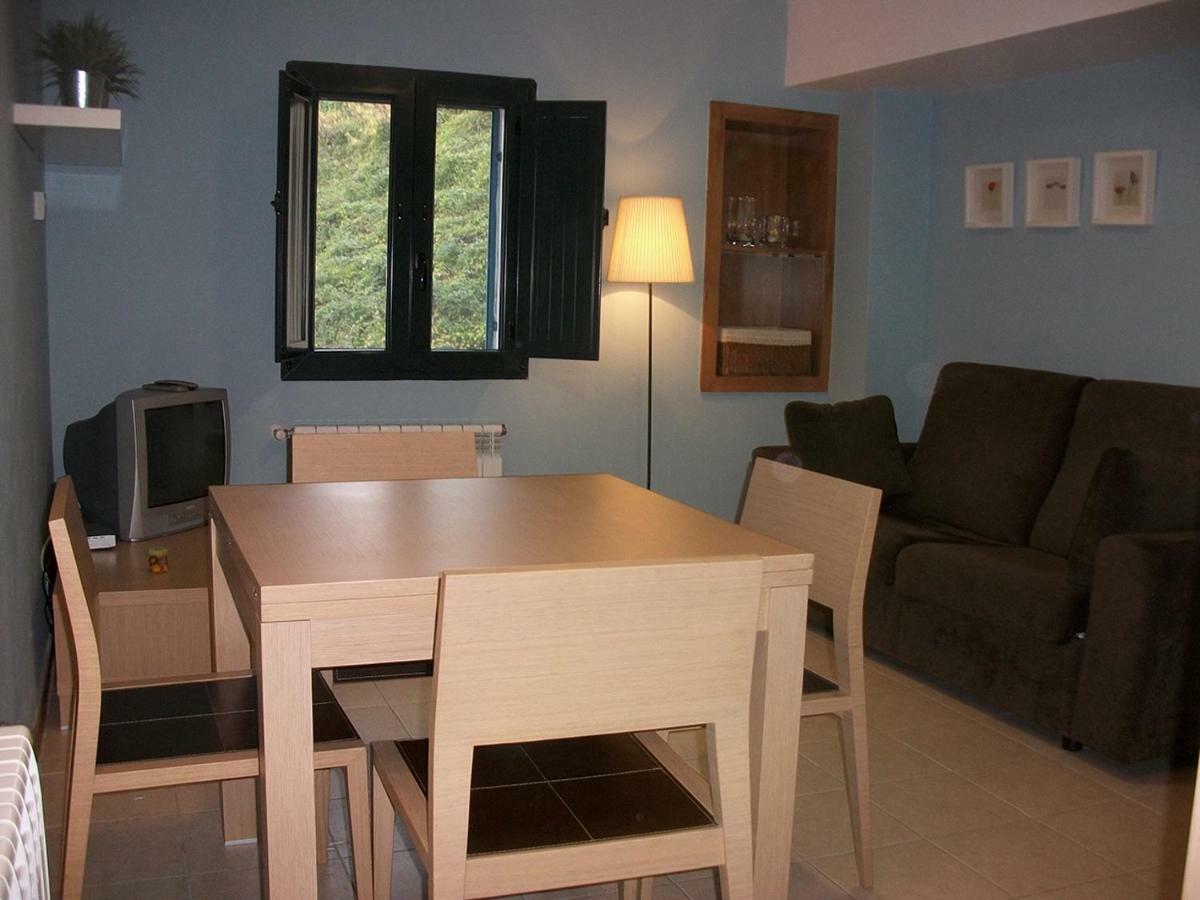 בנאסאל Apartamentos San Cristobal מראה חיצוני תמונה